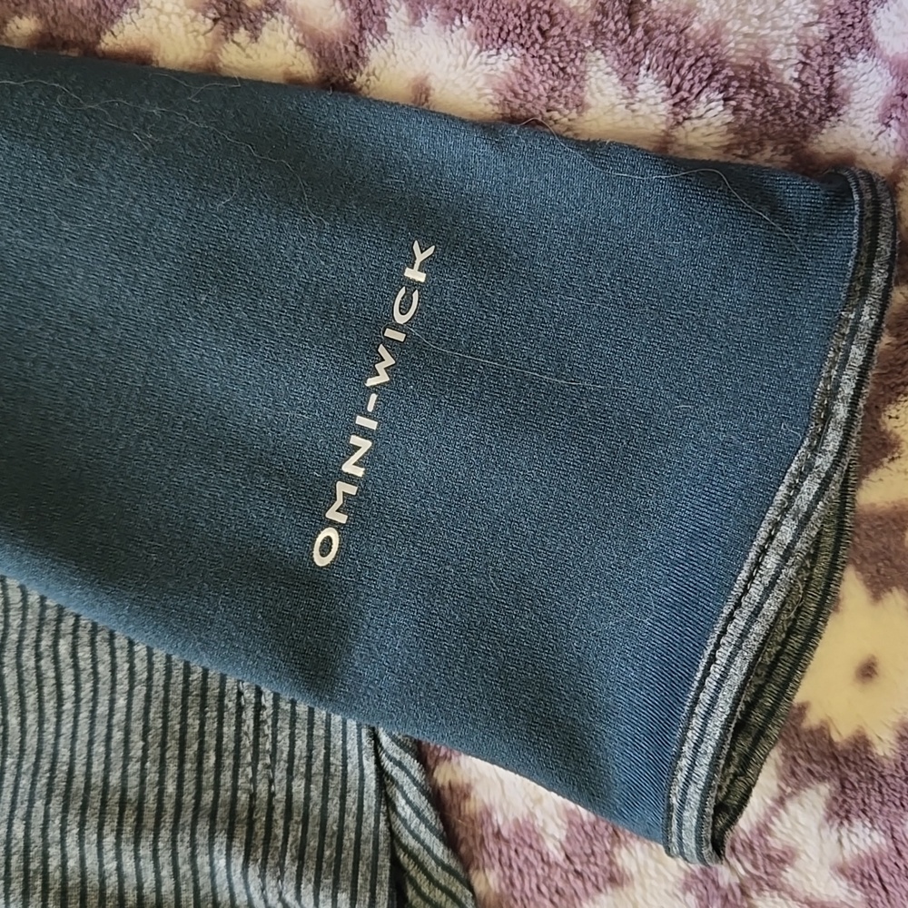 Columbia Omni-wick Base Layer - Picture 2 of 3
